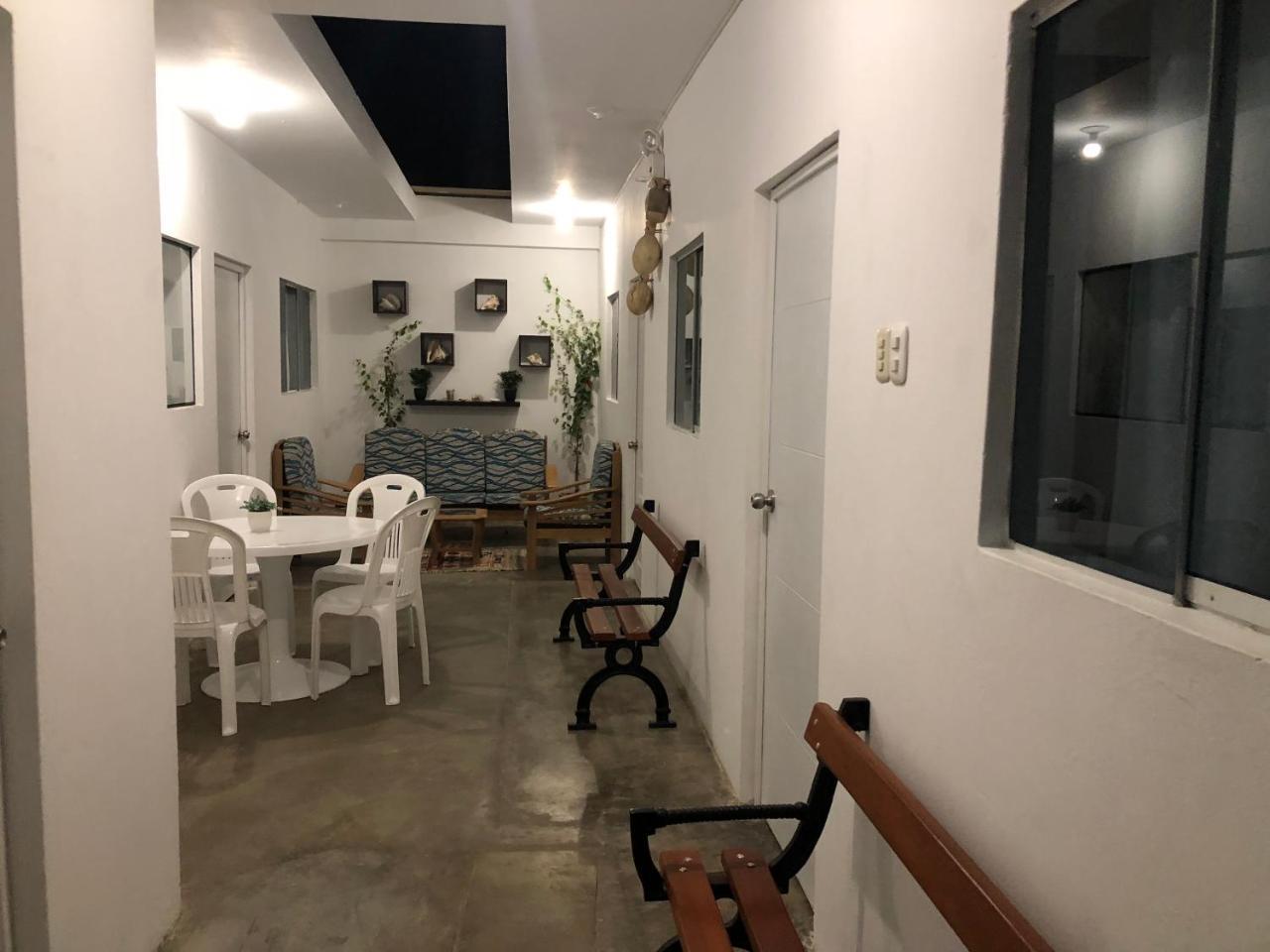Buganvilia Paracas Buitenkant foto